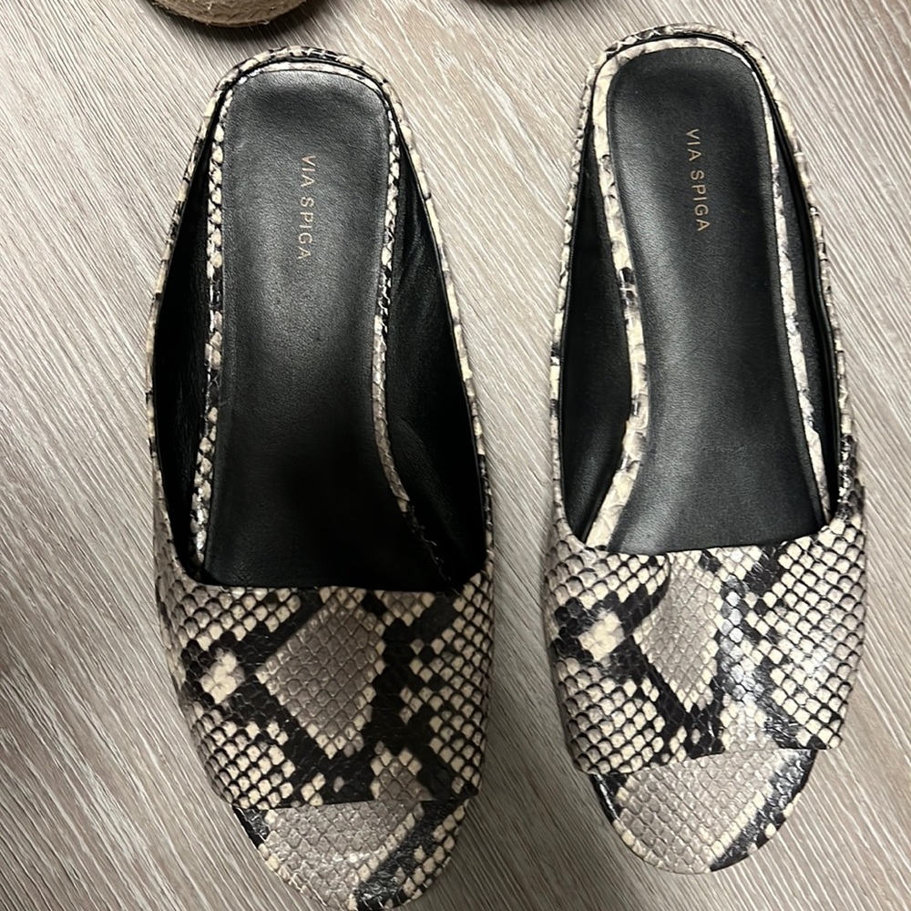 Via Spiga Perfect condition sandals